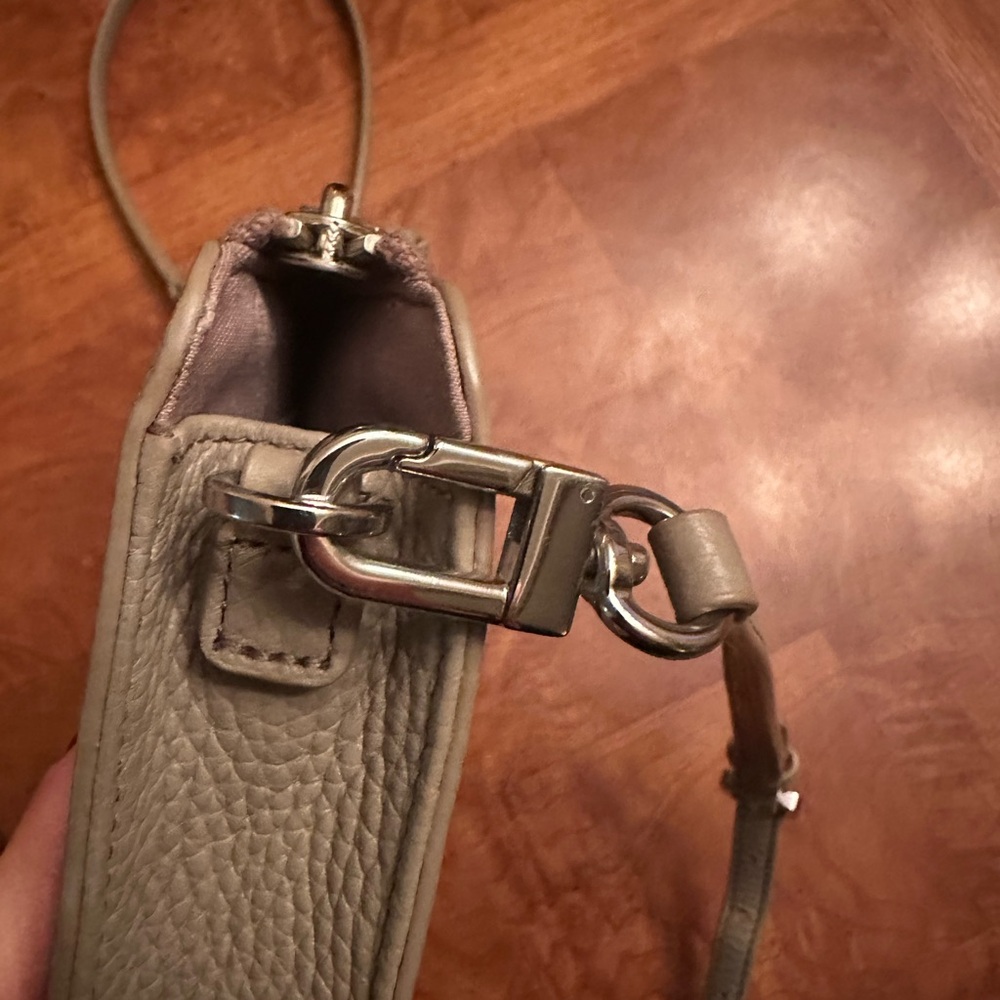 Tory Burch Taupe Pebble Crossbody Bag - Picture 7 of 9